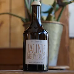 Arbois Vin Jaune Les Bruyères 12 ans d'élevage 2011 - Stéphane Tissot