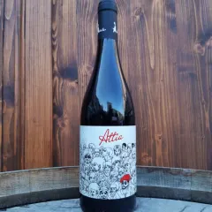 Attia rosso